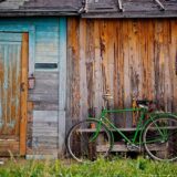 朝6時、お弁当づくりからはじまる一日。